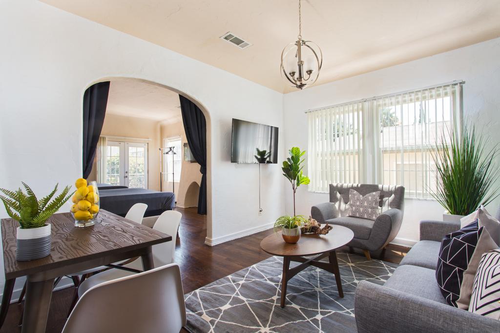 Hollywood Charlie Chaplin Apt Apartment